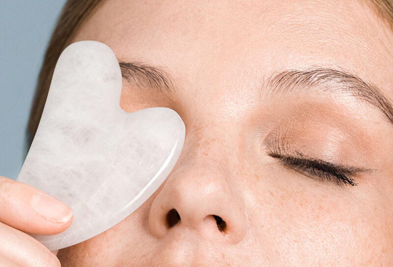 gua sha eye bags